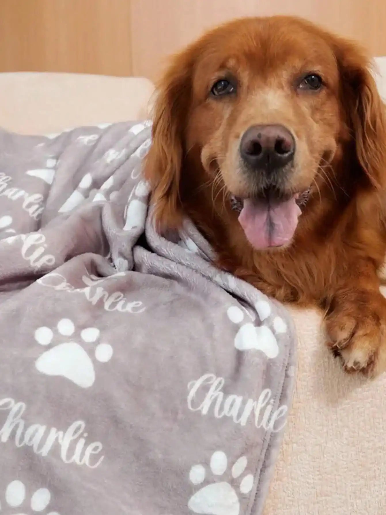 Personalized Pet Blanket - Custom Name Paw/Fish Bone for Gifts